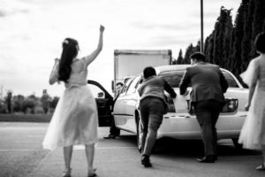 How to Pick Wedding Transportation-AGI Studio Toronto Wedding Photographers